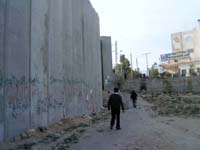 20050326_157_Palestine_Bethany_(Lazaria)_Wall_from_within_Palistine_003